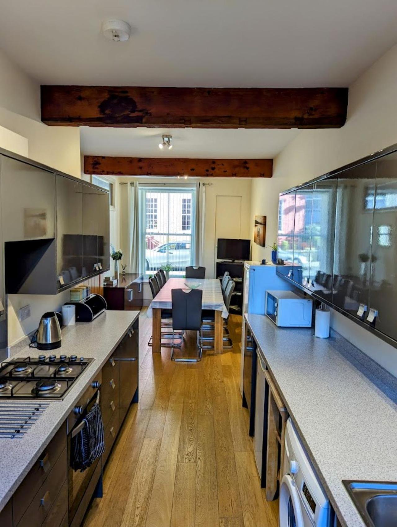 4 Bedroom House, Central Ulverston Bagian luar foto